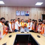 सीएम धामी से एबीवीपी के नवनिर्वाचित पदाधिकारियों ने की भेंट